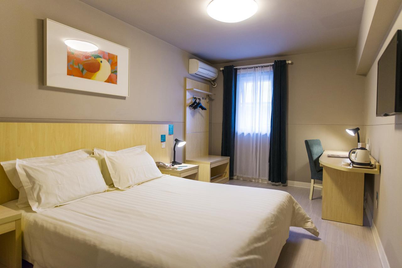 Jinjiang Inn Guangzhou Sanyuanli Avenue Heyi Street Bagian luar foto